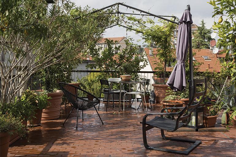 per una coppia internazionale, lo studio di architettura e interior design Archventil ha progettato un appartamento in stile vintage in via Palmanova a Milano. 