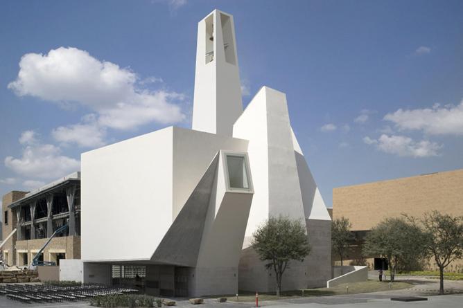 Parish Church in Pueblo Serena, Moneo Brock