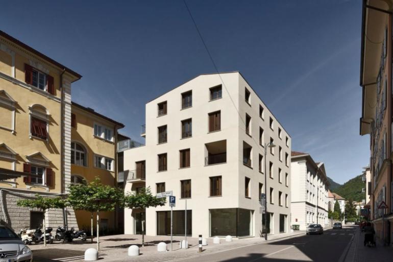 Casa a Piazza Delago